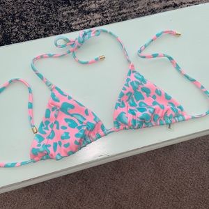 PRICE DROP Beach Bunny 🧬 Pink and Blue Cheetah bikini top